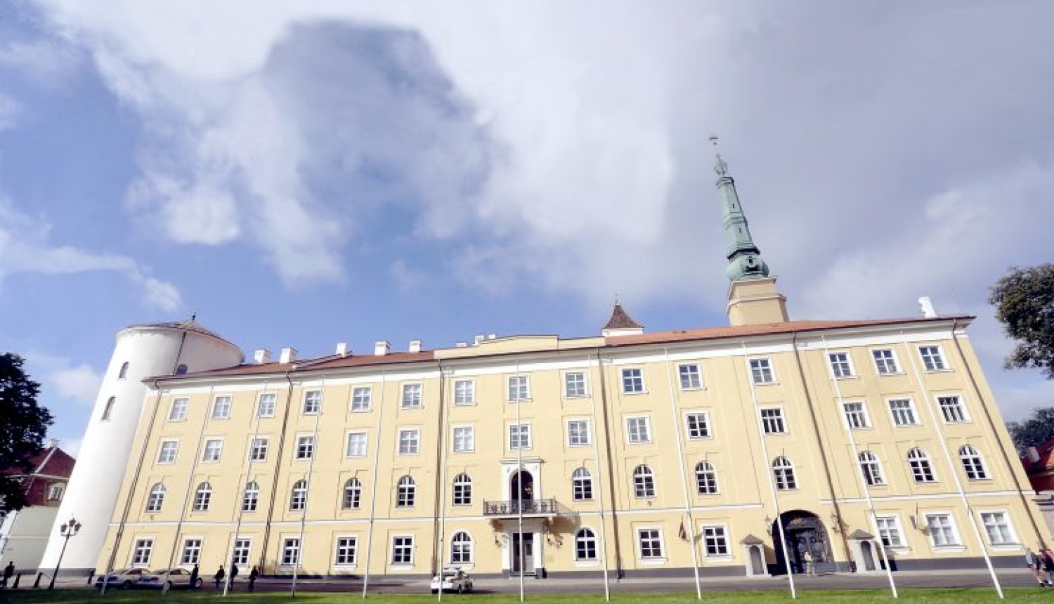 Valsts prezidenta kanceleja ir pieprasījusi VNĪ skaidrot iepirkumu par mēbelēm Rīgas pilij