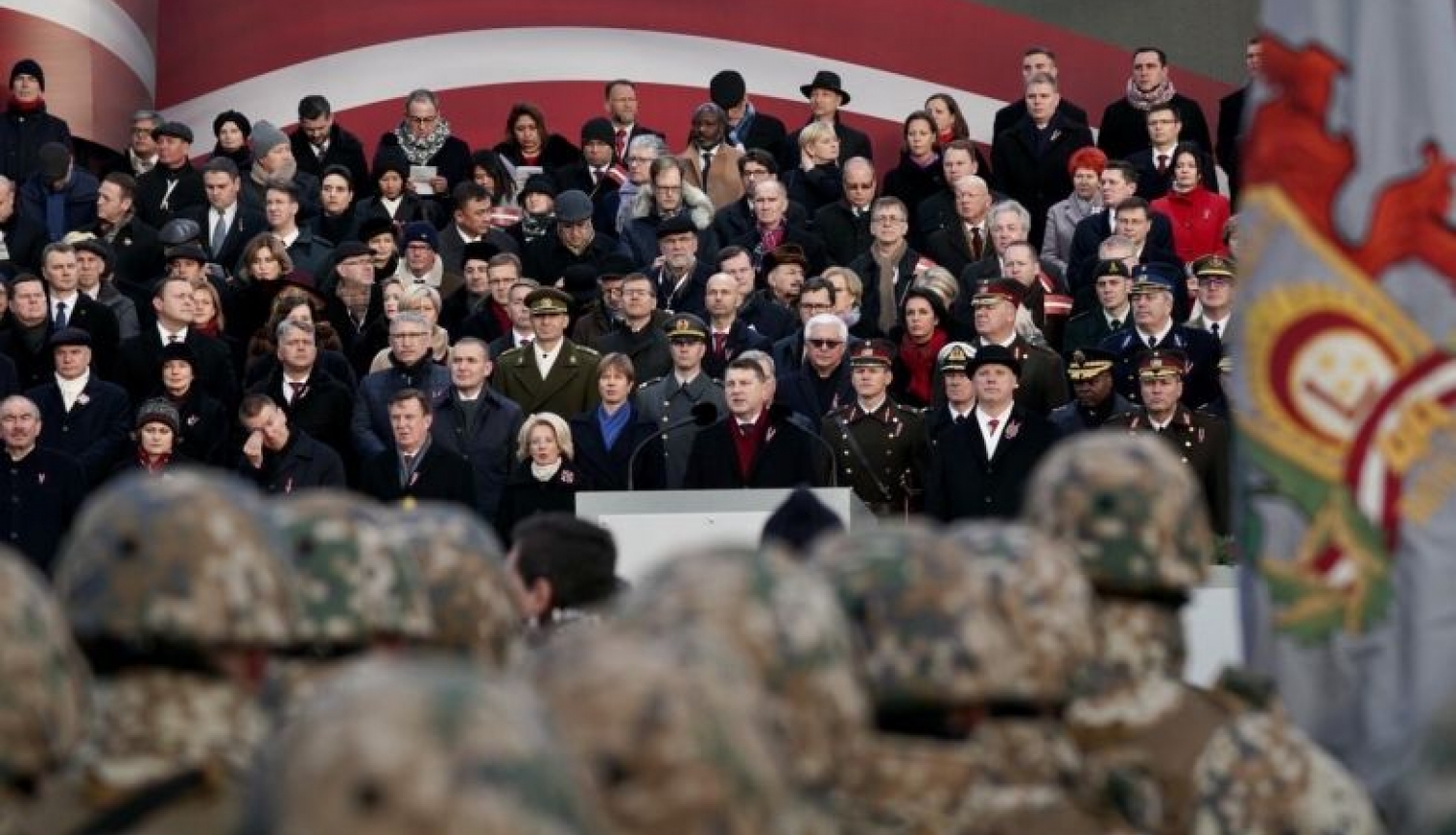 Valsts prezidenta Raimonda Vējoņa uzruna svinīgajā Nacionālo bruņoto spēku parādē 11. novembra krastmalā
