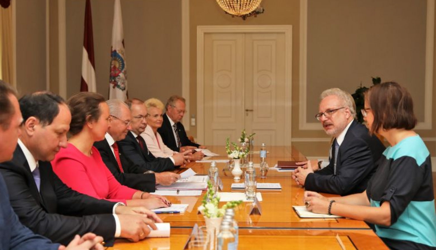 Valsts prezidenta un LDDK tikšanās laikā runā par Latvijas līderpozīciju nostiprināšanu digitālo inovāciju laukā Ziemeļeiropā