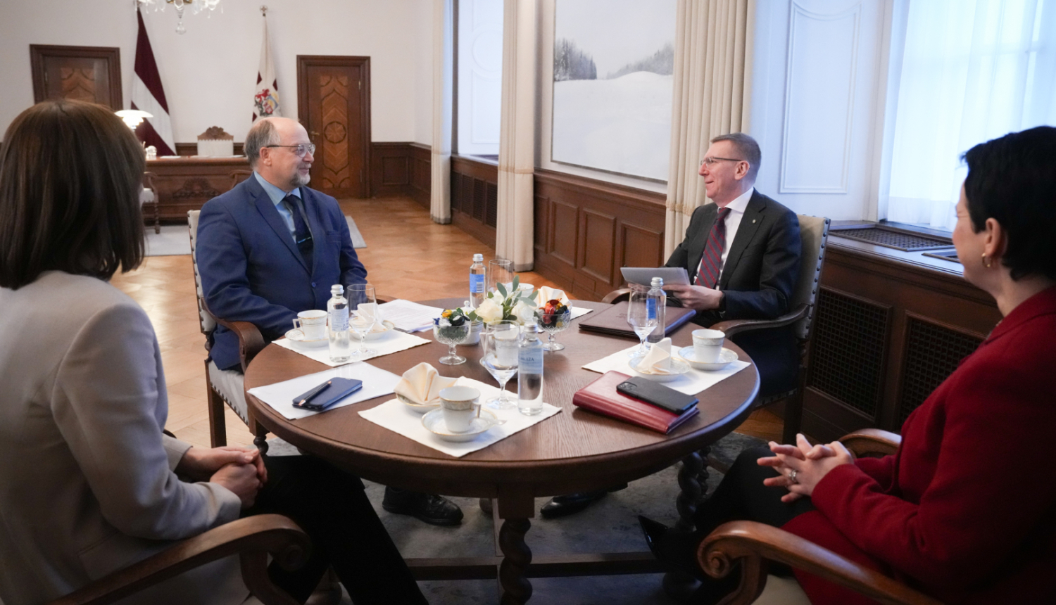 31012025-Valsts prezidenta Edgara Rinkēviča tikšanās ar LBAS priekšsēdētāju Egilu Baldzēnu