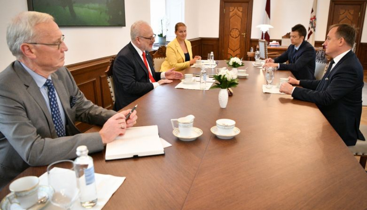 Valsts prezidents un Latvijas Bankas prezidents: digitalizācija un zaļā ekonomika ir potenciāls valsts ilgtermiņa attīstībai un konkurētspējai