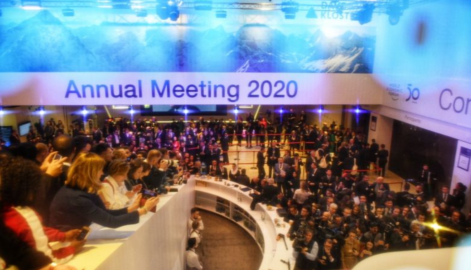 Davosas piezīmes: kapitālisma transformācija un demokrātiskās iniciatīvas