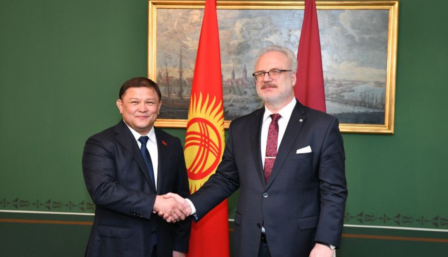 Valsts prezidents: Latvija novērtē Kirgizstānas centienus veidot ciešākas attiecības