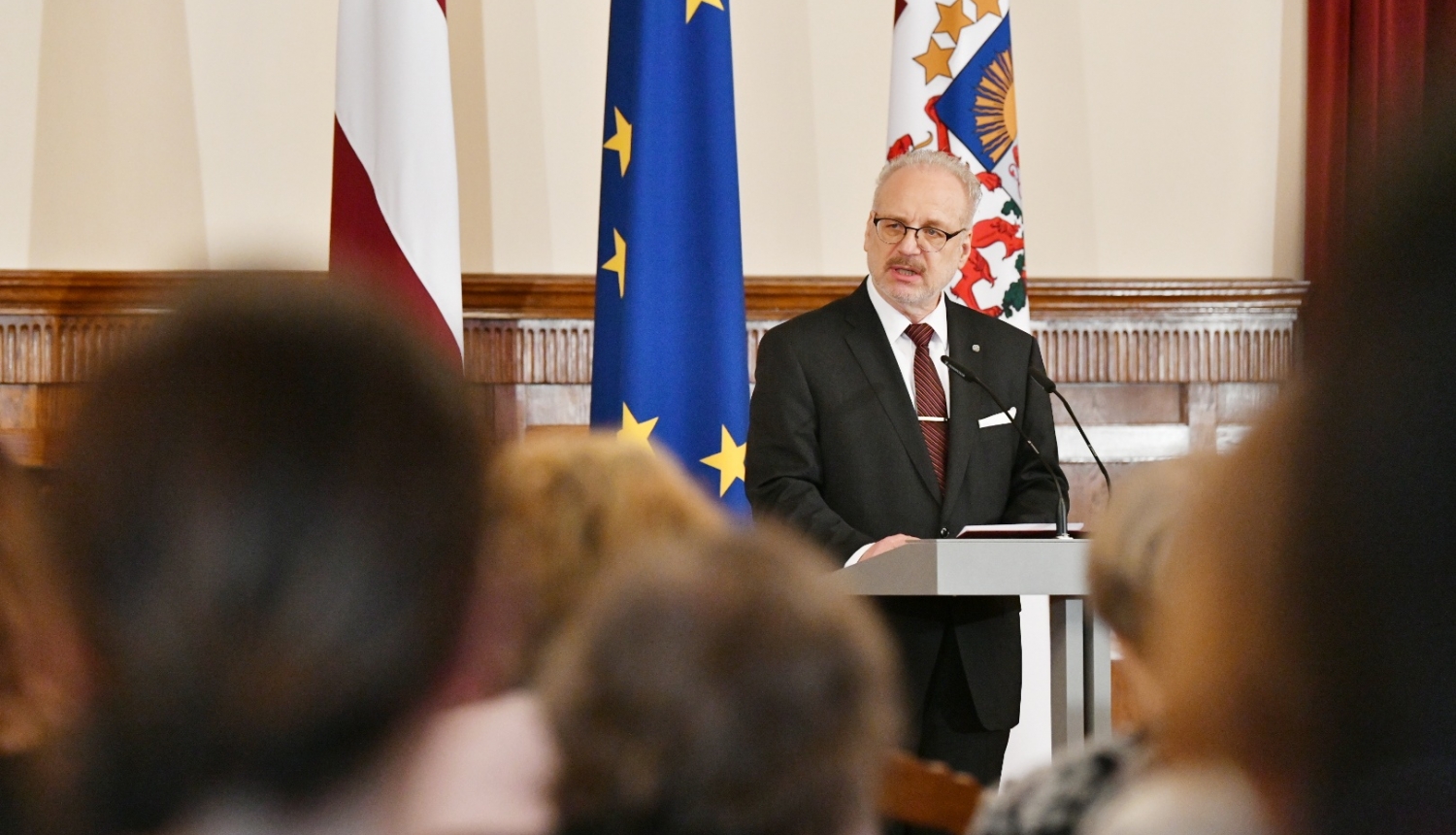 Valsts prezidents Egils Levits tiekas ar politiski represētajiem un skolēnu darbu konkursa “Sibīrijas bērni” dalībniekiem