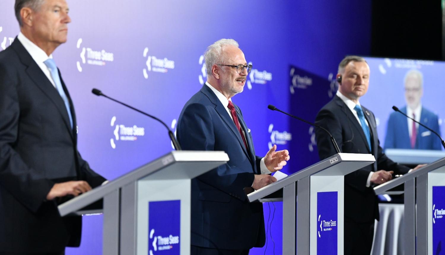 Rumānijas prezidents, Latvijas Valsts prezidents, Polijas prezidents preses konferencē