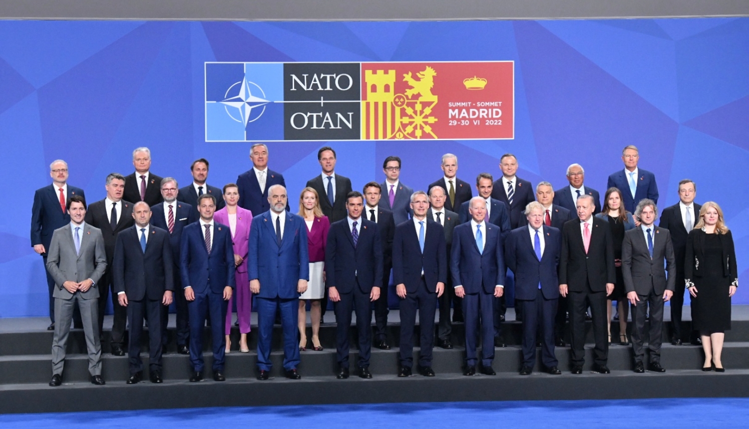 NATO valstu un valdību vadītāju samits Madridē 2022. gada 29. jūnijā. Valstu un valdību vadītāju kopbilde.