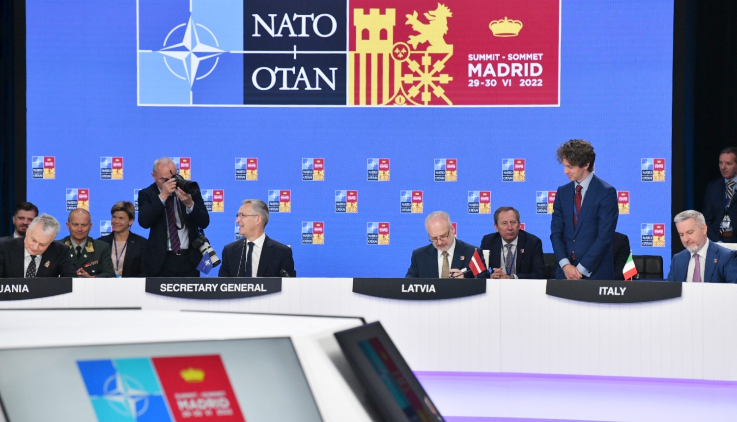 Valsts prezidents Egils Levits Madridē paraksta saistību vēstuli par NATO Inovāciju fonda izveidi