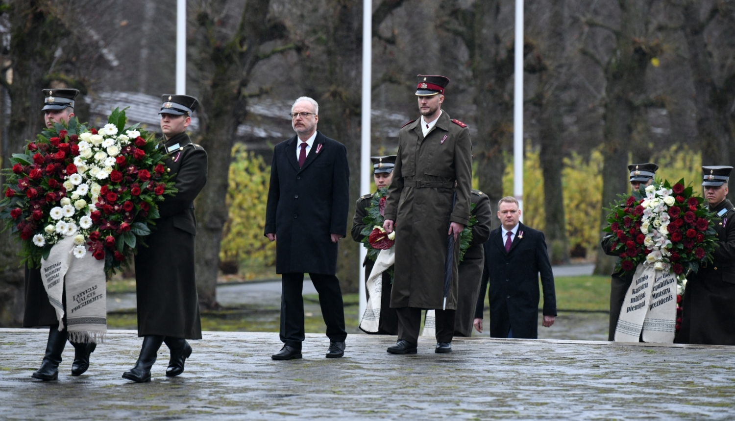11.11.2022. Valsts prezidents Egils Levits piedalās Lāčplēša dienai veltītajos pasākumos Rīgas Domā un Rīgas Brāļu kapos