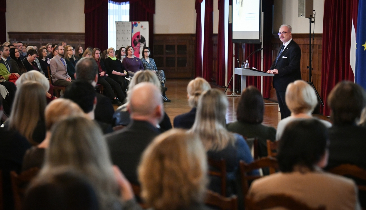 30.01.2023. Valsts prezidents Egils Levits piedalās Demokrātijas akadēmijas atklāšanas pasākumā “Demokrātija un pilsoniskā sabiedrība Latvijā un Eiropā”. Foto autors: Ilmārs Znotiņš, Valsts prezidenta kanceleja.