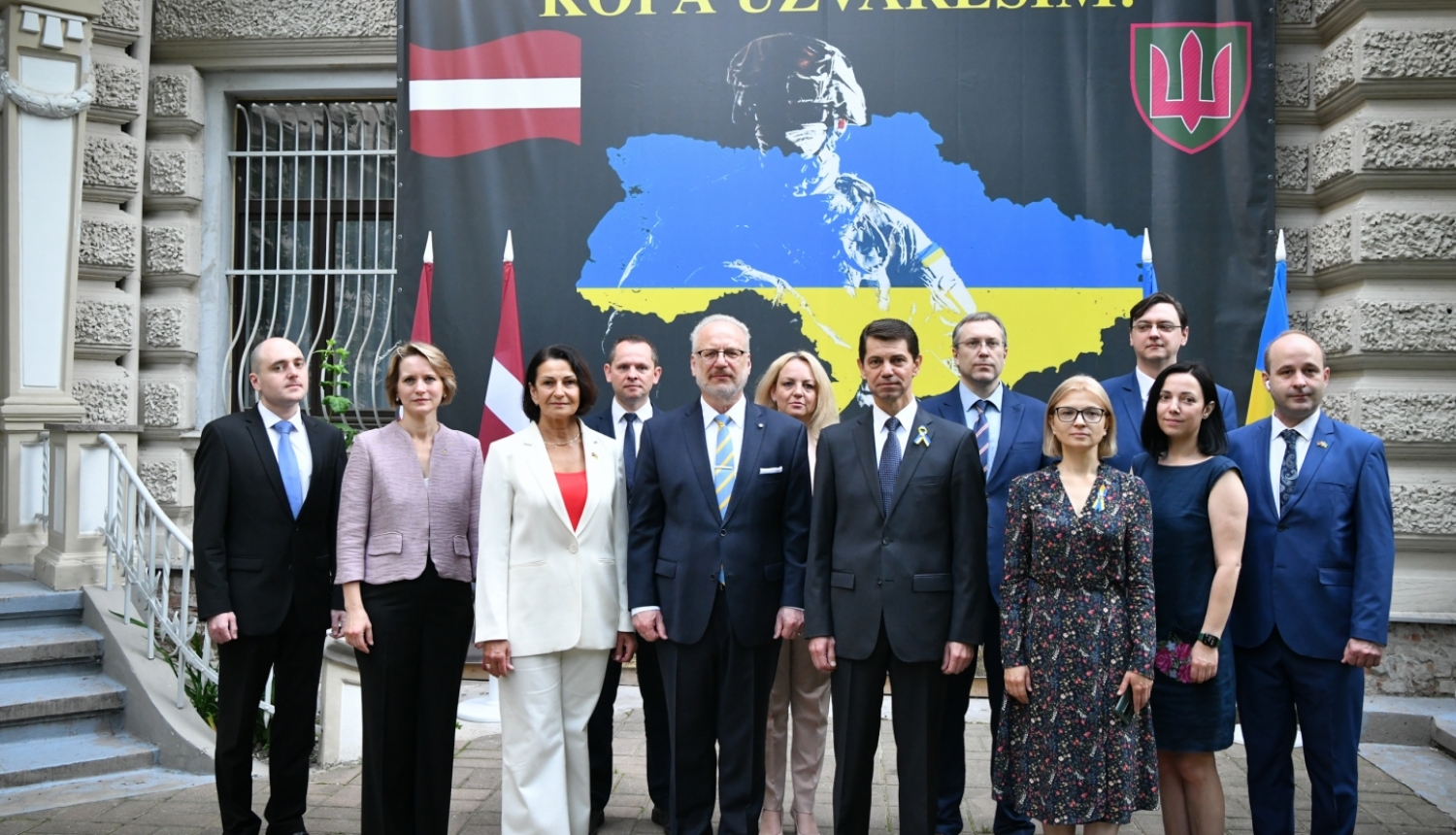 Valsts prezidents Egils Levits piedalās Ukrainas Neatkarības dienas pasākumā Ukrainas vēstniecībā Latvijā  2022. 24. augustā