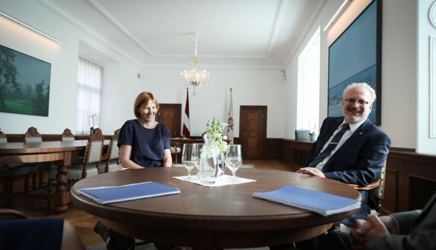 Valsts prezidents tiekas ar EK ģenerālsekretāri Ilzi Juhansoni