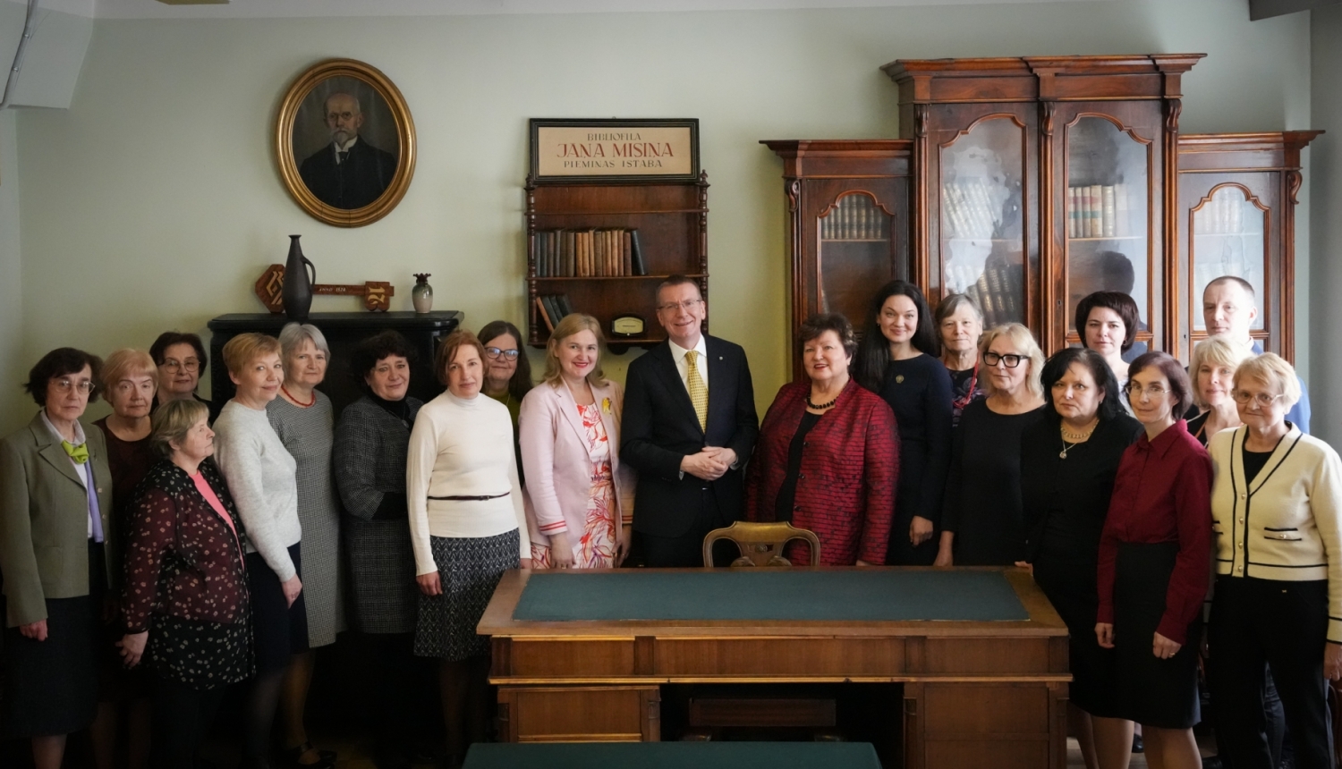 02.04.2024. Latvijas Universitātes Akadēmiskās bibliotēkas apmeklējums. Foto autors: Ilmārs Znotiņš, Valsts prezidenta kanceleja.