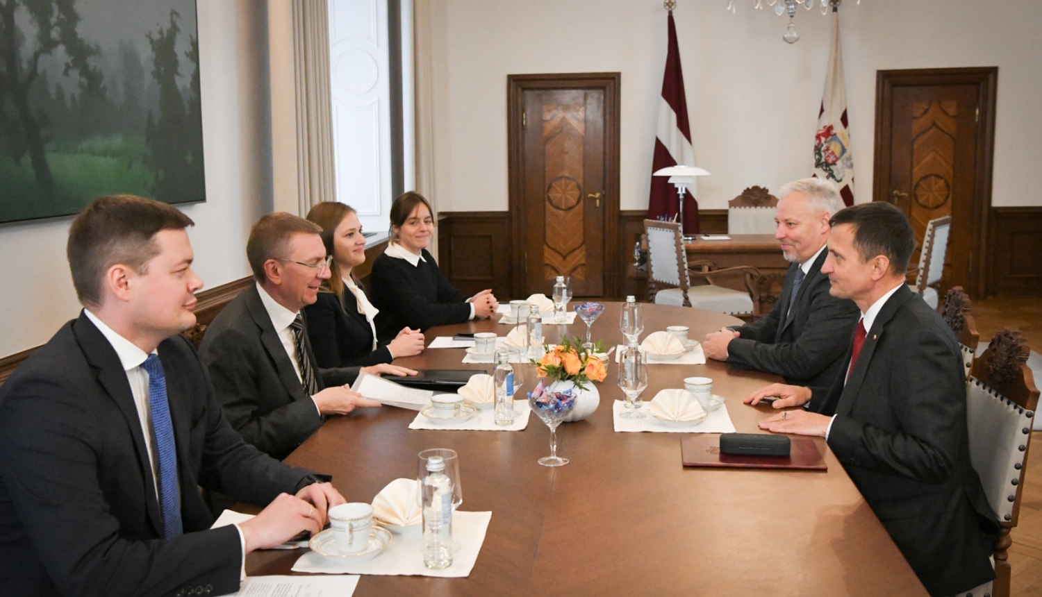 27.10.2023. Valsts prezidenta Edgara Rinkēviča tikšanās ar zemkopības ministru Armandu Krauzi