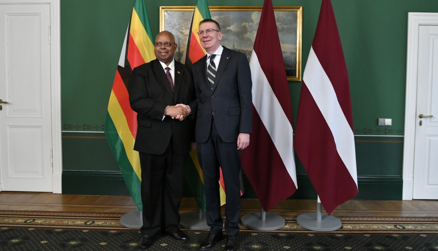 07.03.2024. Valsts prezidenta Edgara Rinkēviča tikšanās ar Zimbabves Republikas parlamenta priekšsēdētāju Džeikobu Frānsisu Nzvidamilimo Mudendu (Mr Jacob Francis Nzwidamilimo Mudenda)